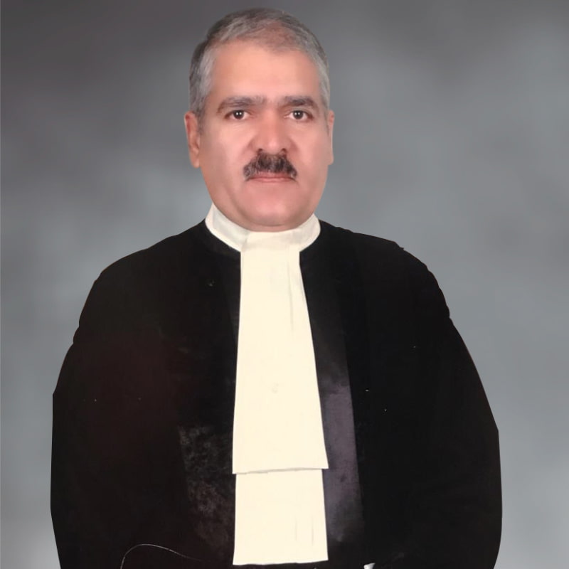 عباس نصری وکیل تخصصی دعاوی بانکی