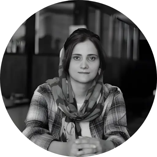 الناز شریفی